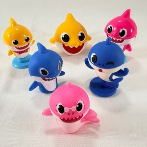 Wowwee Pinkfong Baby Shark Mixed Lot of 6Toy Figures